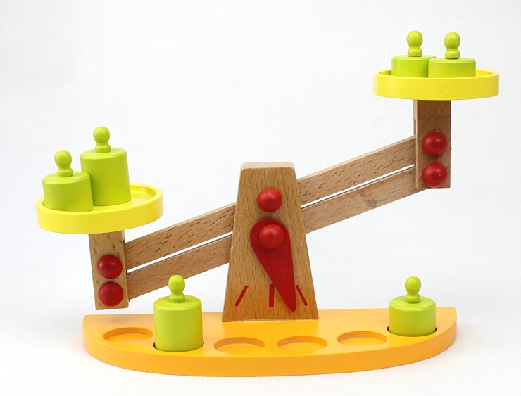 Wooden Balance Weighing Scale Toy