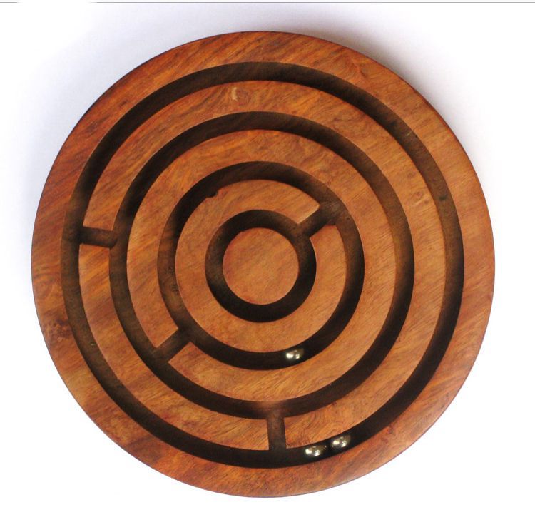 Wooden Round Labyrinth Maze